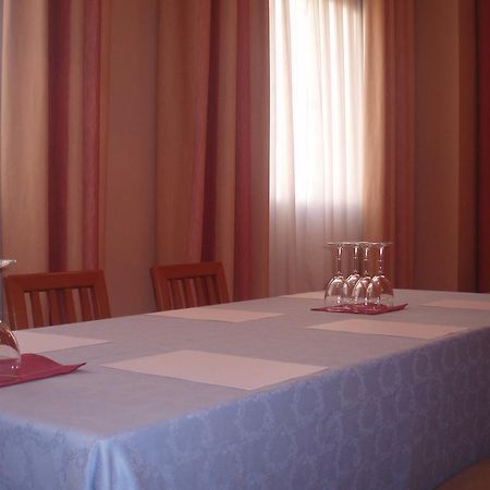 Aparthotel Sercotel Huesca Eksteriør billede