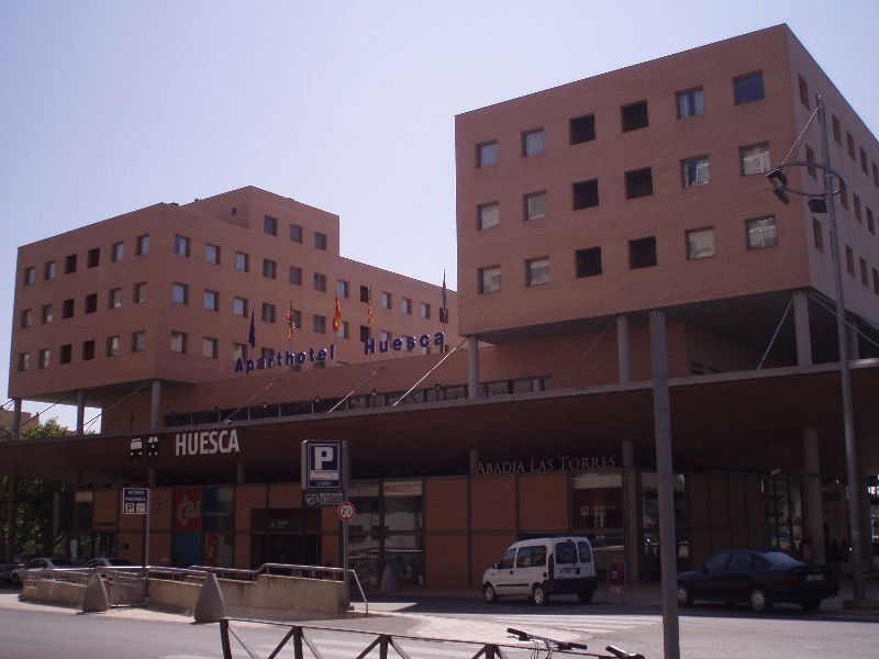 Aparthotel Sercotel Huesca Eksteriør billede