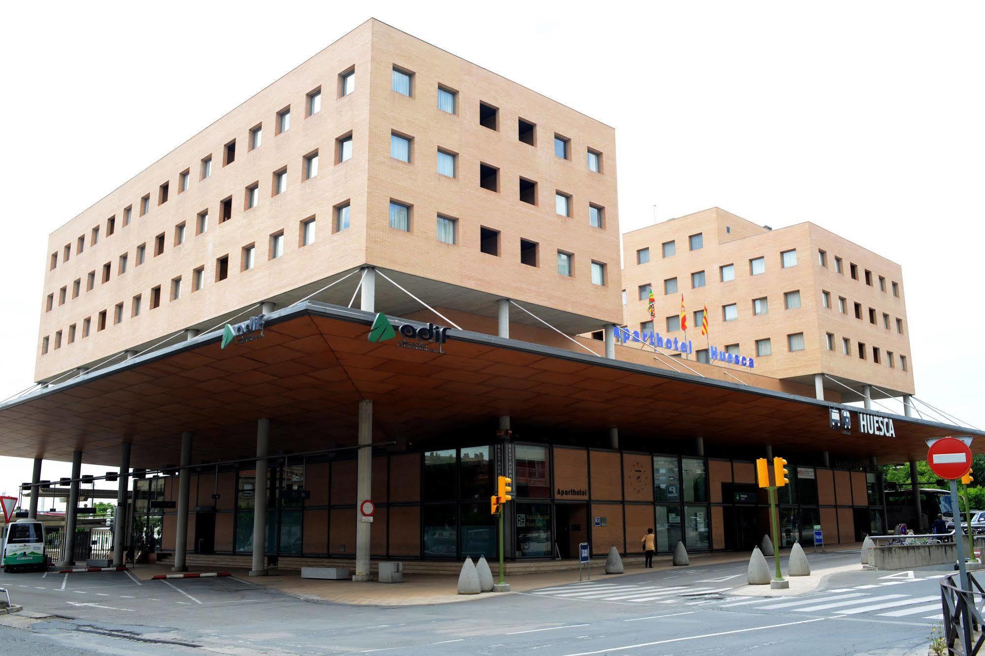 Aparthotel Sercotel Huesca Eksteriør billede